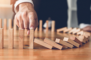 模拟风险管理:识别、分析和降低商业风险